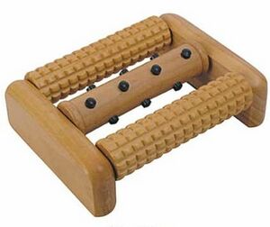 http://clint.sheer.us/download/imagedump/massager-wooden-3rollers.jpg